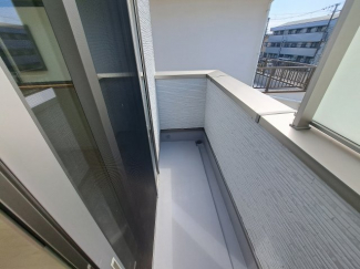 【バルコニー】