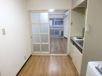 明るい室内です