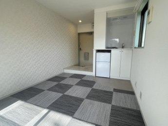 内装は落ち着いています