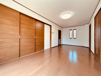 【居間・リビング】