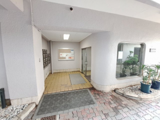 【エントランス】