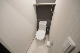 清潔感のあるトイレです
