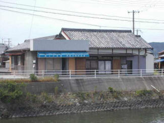 店舗付き住宅の画像