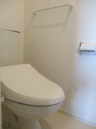 シンプルで使いやすいトイレです