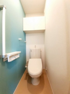 コンパクトで使いやすいトイレです