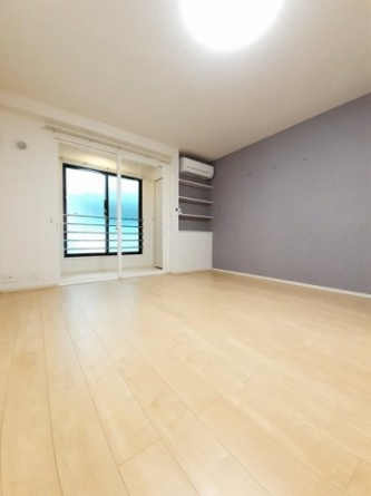 中はこのようになっています