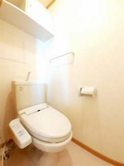 ゆったりとした空間のトイレです