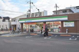 ファミリーマート東難波町店まで650m