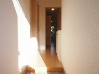 毎日通る玄関はこちらです