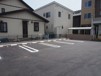 駐車場完備です