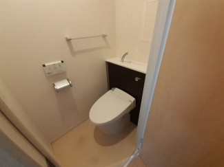 落ち着いたトイレです