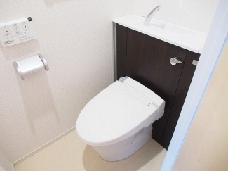 落ち着いたトイレです