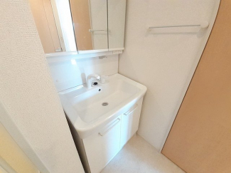 脱衣スペースもあります