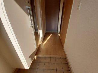 毎日通る玄関はこちらです