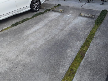 車をお持ちの方に嬉しい駐車場付きの物件です
