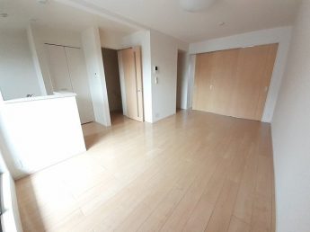 ゆったり過ごせるリビングです