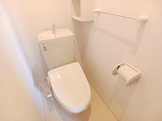 ゆったりとした空間のトイレです