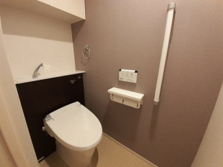 シンプルで使いやすいトイレです