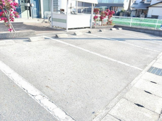 駐車場完備です