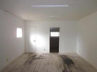 松山市越智３丁目の店舗一部の画像