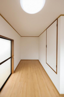 子供部屋に最適な間取りでお子様も喜びますね♪