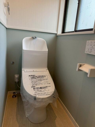 西条市下島山甲の中古一戸建ての画像