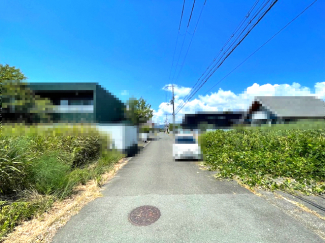 【前面道路含む現地写真】