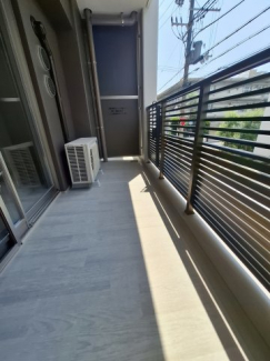 【バルコニー】