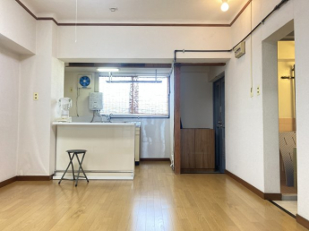 【居間・リビング】