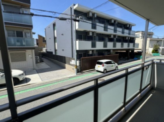 お洗濯にも便利なバルコニー付き