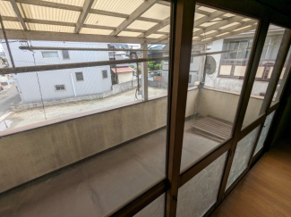 【バルコニー】