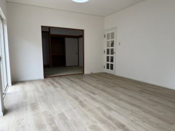 【居間・リビング】