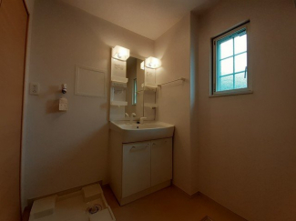 【洗面所】