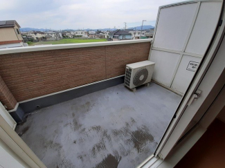 【バルコニー】