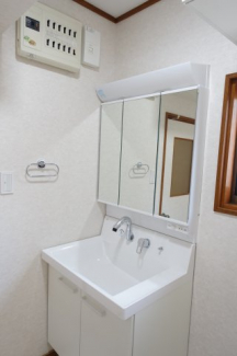 【独立洗面台】