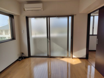 【居間・リビング】