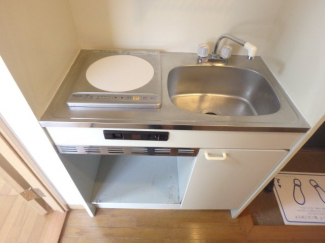 コンパクトなキッチンで掃除もラクラク