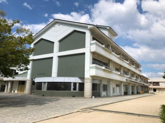西条市立西条小学校まで2804m