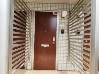 【玄関】