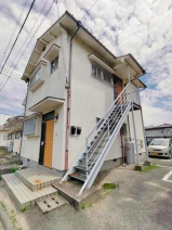 松山市吉藤４丁目のアパートの画像