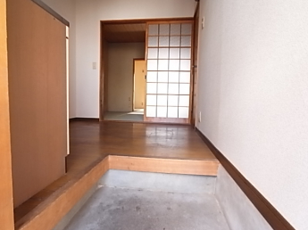 【玄関】