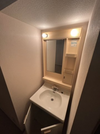 【洗面所】