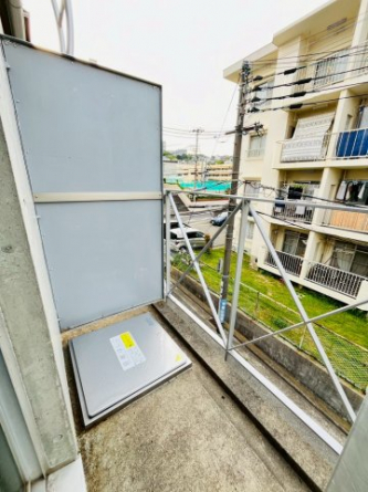 【バルコニー】