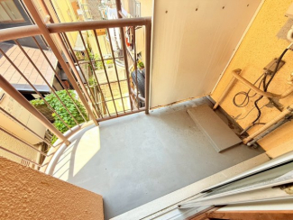 【バルコニー】