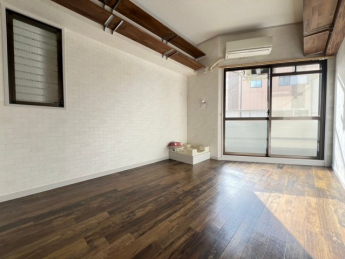 【居間・リビング】