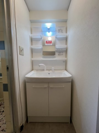【洗面所】