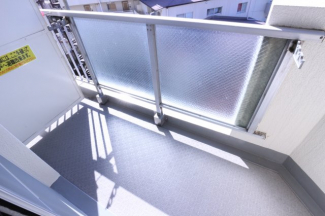 【バルコニー】