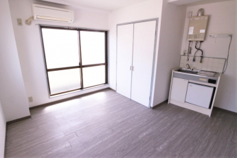 【居間・リビング】