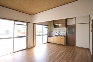 【居間・リビング】