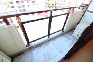 【バルコニー】